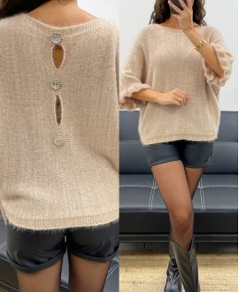 pull mohair dos boutons beige